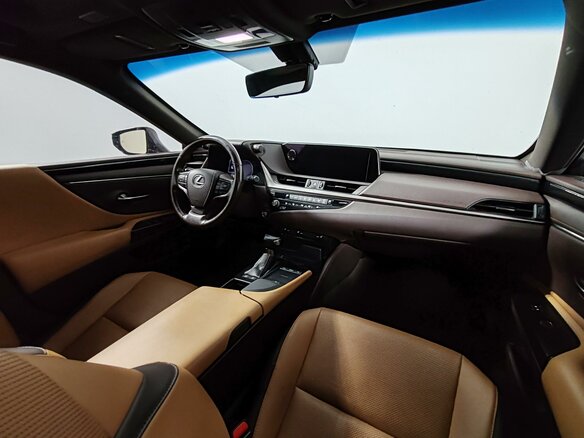 2020 Lexus ES 250 VII, чёрный, 3675000 рублей - вид 17