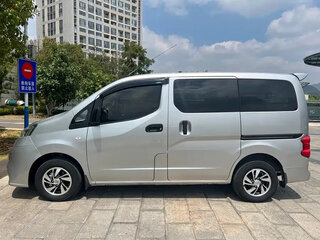2019 Nissan NV200, серебристый, 1578000 рублей, вид 2