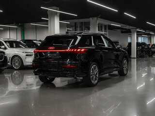 2026 Audi Q5 L III (GU), чёрный, 6300000 рублей, вид 5