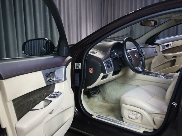 2013 Jaguar XF I Рестайлинг, коричневый, 1399000 рублей - вид 6