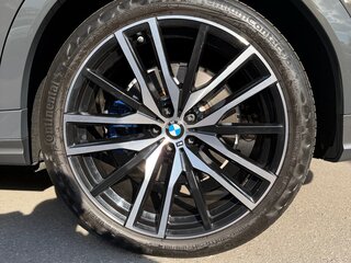 2022 BMW X6 40d III (G06), чёрный, 9500000 рублей, вид 5