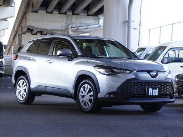 2023 Toyota Corolla Cross I, серебристый, 2200000 рублей