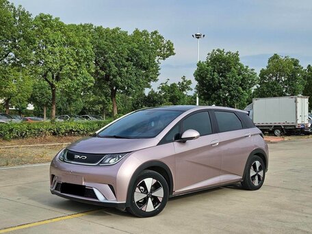 2023 BYD Dolphin 30.7 kWh I, фиолетовый, 1675013 рублей, вид 4