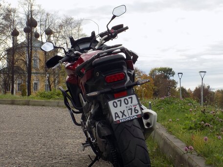 2017 Honda VFR 800X (Crossrunner), красный, 1234567 рублей, вид 1