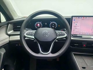 2025 Volkswagen Tayron I Рестайлинг, чёрный, 3686765 рублей, вид 5