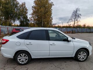 2023 Lada (ВАЗ) Granta I Рестайлинг, белый, 749000 рублей, вид 4