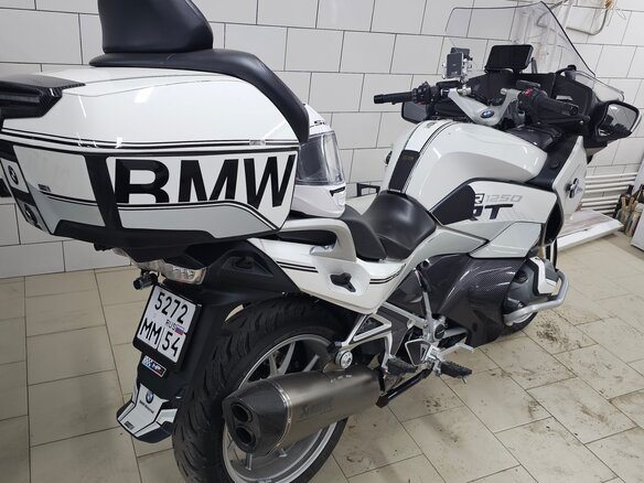 2024 BMW R 1250 RT, белый, 2400000 рублей - вид 3