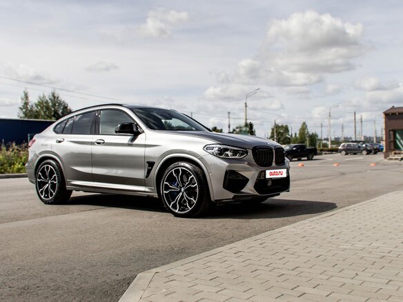 2021 BMW X4 M Competition I (F98), серый, 6700000 рублей - вид 3