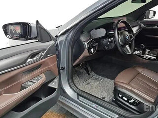2022 BMW 6 серии Gran Turismo 620d xDrive IV (G32) Рестайлинг, серый, 4350000 рублей, вид 4