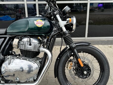 2025 Royal Enfield Interceptor 650, зелёный, 689000 рублей, вид 3