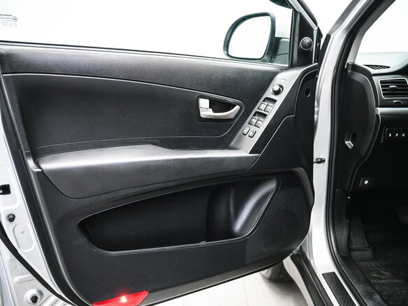 2011 SsangYong Actyon II, серебристый, 829000 рублей - вид 8