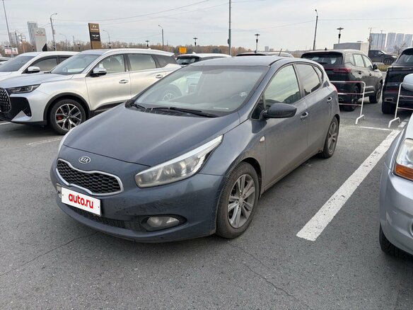 2012 Kia Ceed II, синий, 830000 рублей