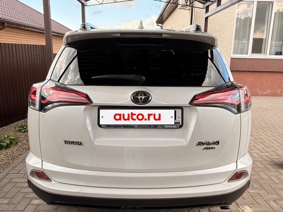 2019 Toyota RAV4 IV (XA40) Рестайлинг, белый, 2800000 рублей - вид 2