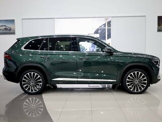 2026 Geely Monjaro I Рестайлинг, зелёный, 4954990 рублей, вид 4