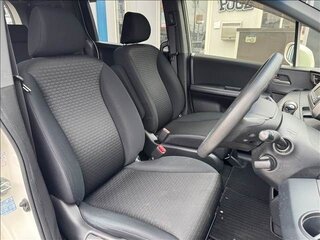 2016 Honda Freed Spike I Рестайлинг 2, белый, 941000 рублей, вид 5