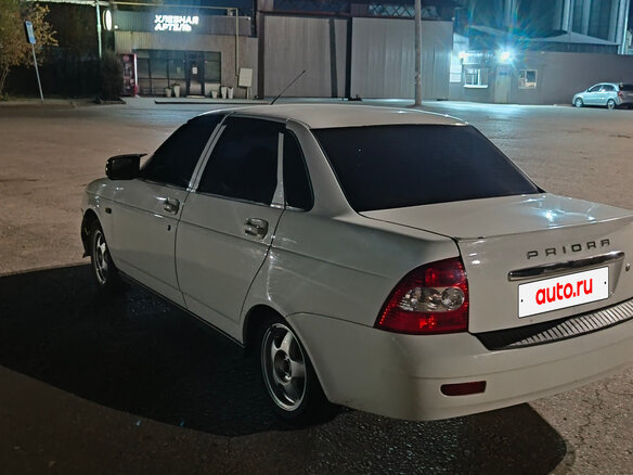2012 Lada (ВАЗ) Priora I, белый, 200000 рублей - вид 4