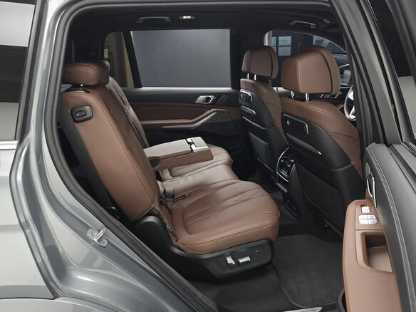 2023 BMW X7 40d I (G07) Рестайлинг, серебристый, 11630000 рублей - вид 22