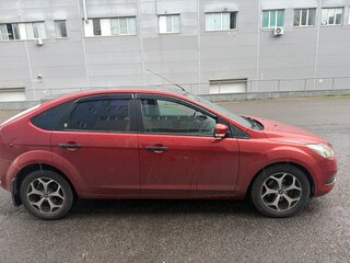 2008 Ford Focus II Рестайлинг, красный, 430000 рублей, вид 2