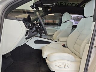 2026 Porsche Macan I Рестайлинг 2, серый, 13740000 рублей, вид 2