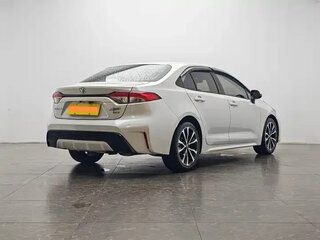 2022 Toyota Levin XII (E210) Рестайлинг, белый, 1360000 рублей, вид 5