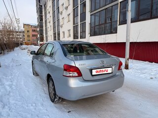 2006 Toyota Belta I, серебристый, 520000 рублей, вид 4