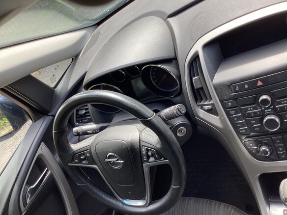 2011 Opel Astra J, синий - вид 5