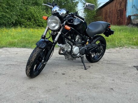2007 Honda VTR 250, чёрный, 320000 рублей, вид 5