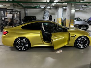 2016 BMW M4 F82/F83, золотистый, 5800000 рублей, вид 3