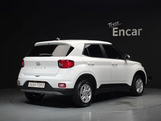 2025 Hyundai Venue I (Indian Market) Рестайлинг, белый, 2150000 рублей, вид 2