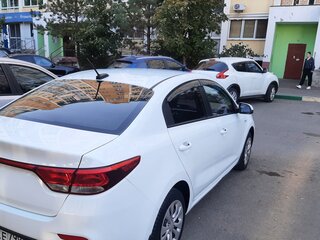 2018 Kia Rio IV, белый, 1140000 рублей, вид 4