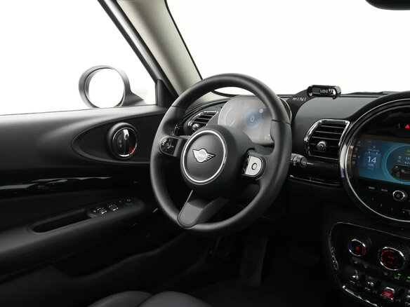 2023 Mini Clubman Cooper II Рестайлинг, серебристый, 2290000 рублей - вид 8