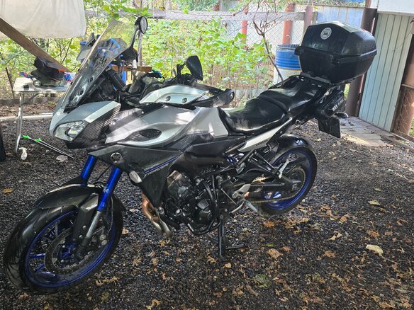 2014 Yamaha MT-09 Tracer (FJ-09), серый, 700000 рублей - вид 9