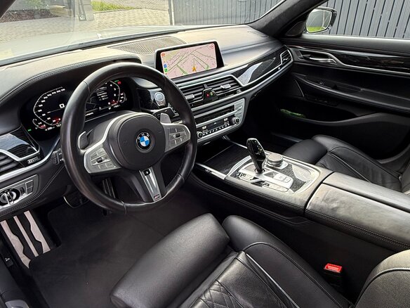 2021 BMW 7 серии 730d xDrive VI (G11/G12) Рестайлинг, белый, 6000000 рублей - вид 6