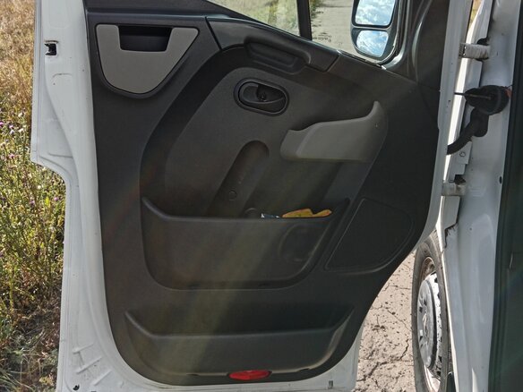 2013 Renault Master, белый, 2600000 рублей - вид 15