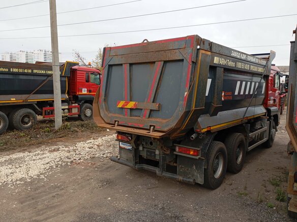 2023 Sinotruk Howo T5G, красный, 6050000 рублей - вид 2