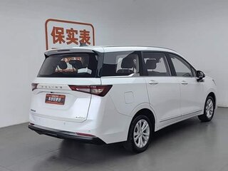 2022 Wuling Jiachen, белый, 1000000 рублей, вид 3