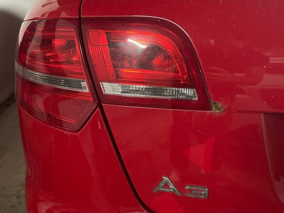 2011 Audi A3 II (8P) Рестайлинг 2, красный, 750000 рублей - вид 14