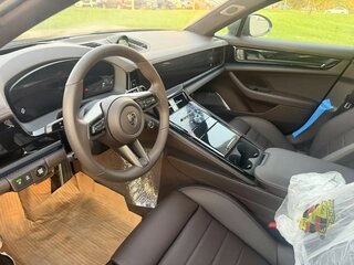 2026 Porsche Panamera Turbo S E-Hybrid III, чёрный, 37999500 рублей, вид 5