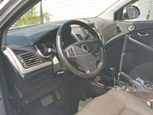 2015 SsangYong Actyon II Рестайлинг, серебристый, 1400000 рублей - вид 4