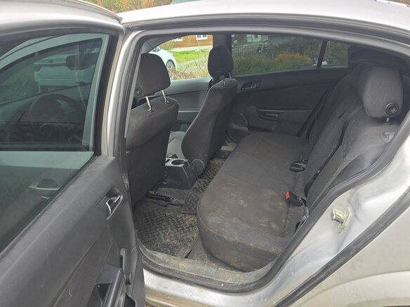 2008 Opel Astra H Рестайлинг, серый, 400000 рублей - вид 15