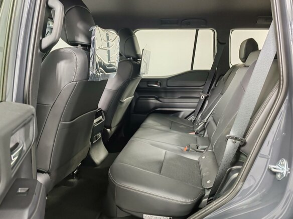 2026 Toyota Land Cruiser Prado 250 Series, серый, 11200000 рублей - вид 9
