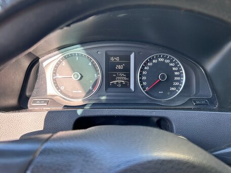 2012 Volkswagen Transporter, белый, 1600000 рублей, вид 5