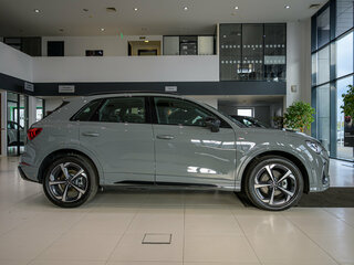 2026 Audi Q3 35 TFSI II (F3), серый, 4379000 рублей, вид 4