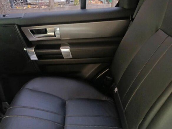 2015 Land Rover Discovery IV Рестайлинг, коричневый, 2225000 рублей - вид 11