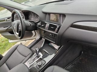 2017 BMW X3 20i xDrive II (F25) Рестайлинг, белый, 2650000 рублей, вид 5