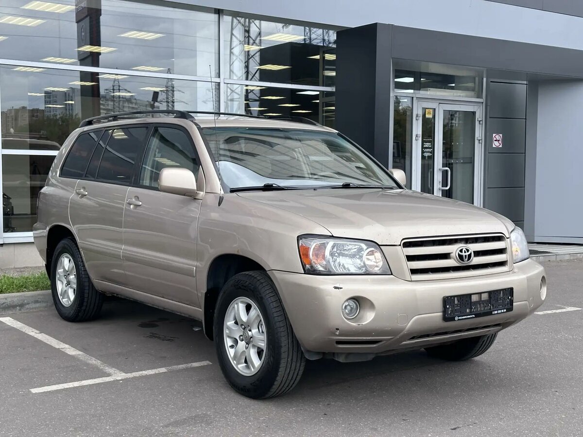 Открыть фотографии: Toyota Highlander I (XU20) Рестайлинг
