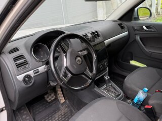 2014 Skoda Yeti I Рестайлинг, белый, 740000 рублей, вид 5