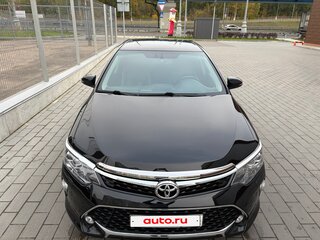 2017 Toyota Camry VII (XV50) Рестайлинг, чёрный, 1890000 рублей, вид 1