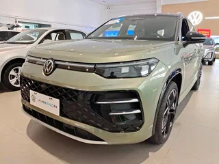 2025 Volkswagen Tayron II (China Market), зелёный, 4425000 рублей, вид 1