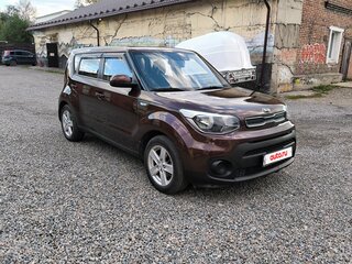 2018 Kia Soul II Рестайлинг, коричневый, 1190000 рублей, вид 1